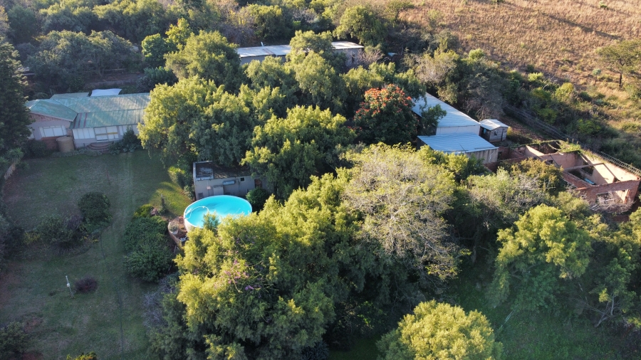 6 Bedroom Property for Sale in Kameeldrift West Gauteng