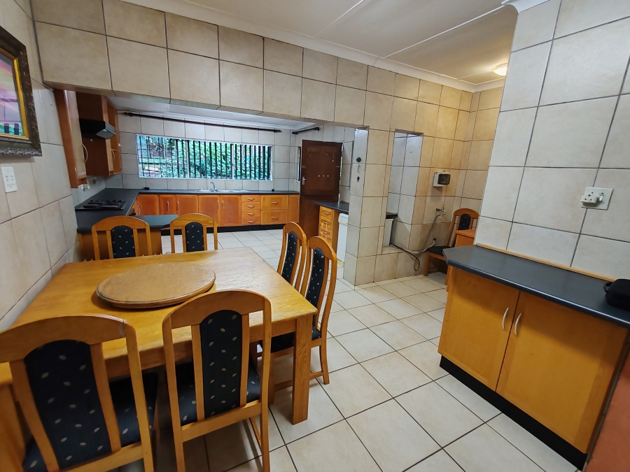 6 Bedroom Property for Sale in Kameeldrift West Gauteng