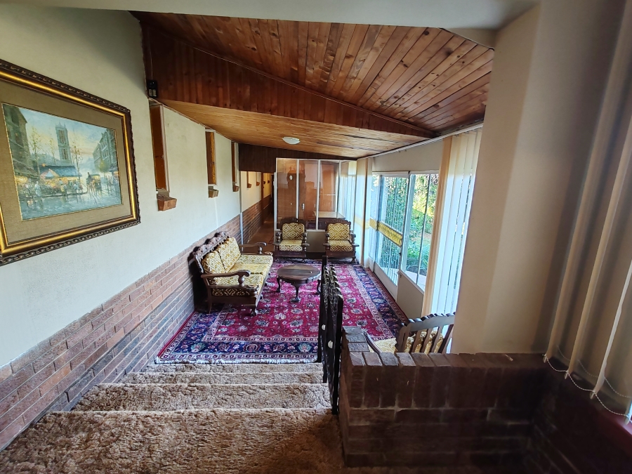 6 Bedroom Property for Sale in Kameeldrift West Gauteng