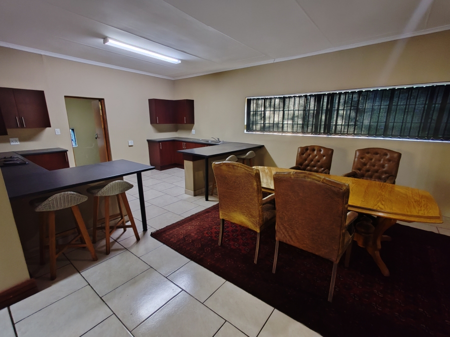6 Bedroom Property for Sale in Kameeldrift West Gauteng