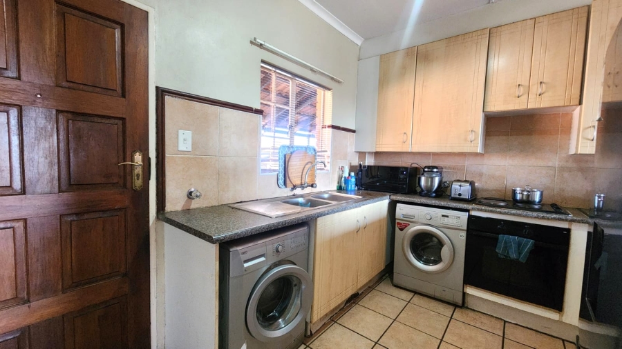 2 Bedroom Property for Sale in Mooikloof Ridge Gauteng
