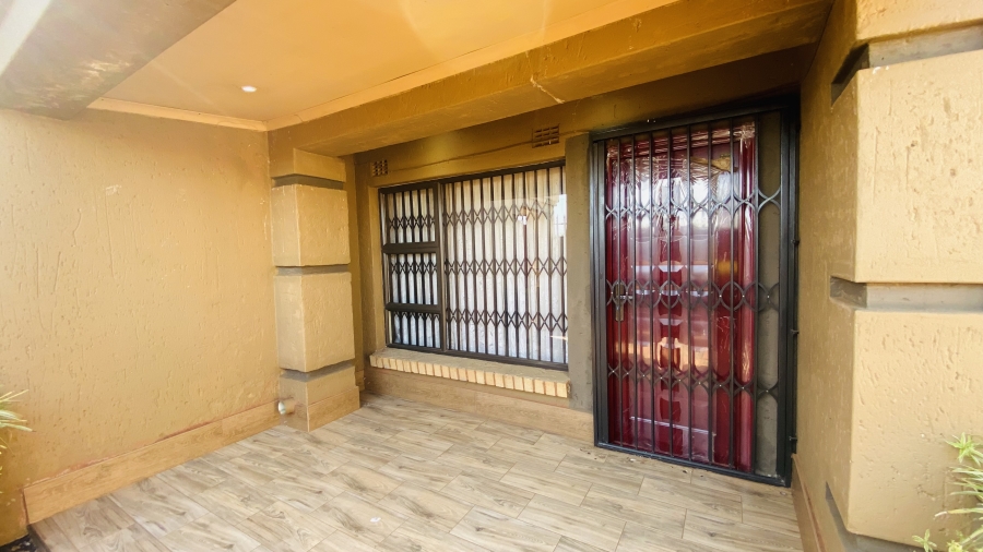 3 Bedroom Property for Sale in Tsakane Ext 15 Gauteng