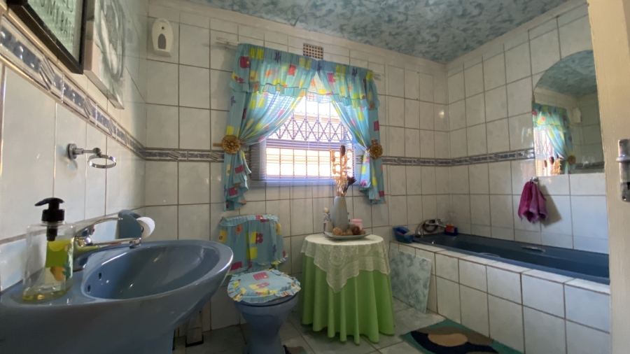 3 Bedroom Property for Sale in Tsakane Ext 15 Gauteng