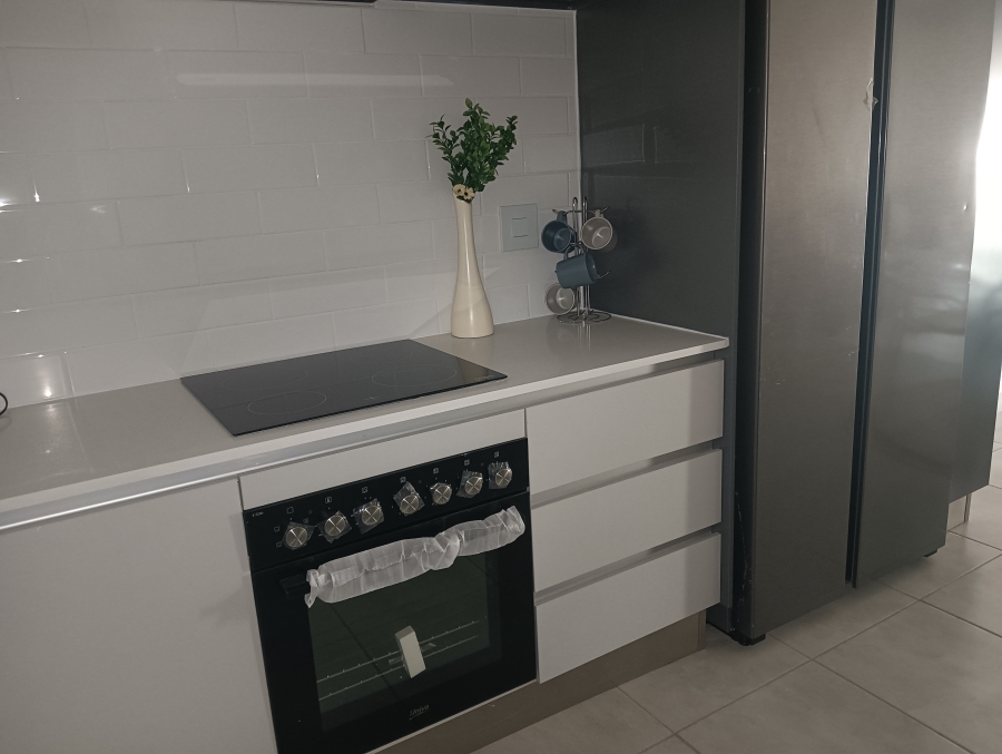 2 Bedroom Property for Sale in Raslouw Gauteng