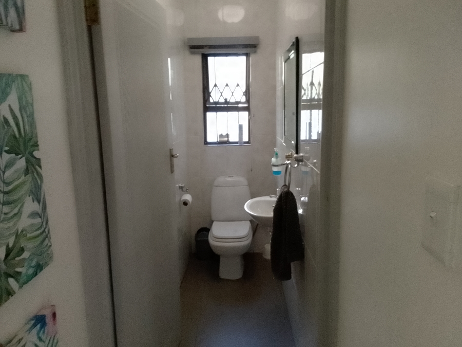 7 Bedroom Property for Sale in Mantevrede Gauteng