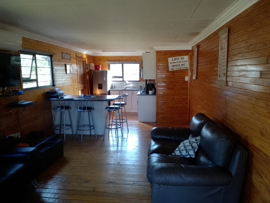 7 Bedroom Property for Sale in Mantevrede Gauteng