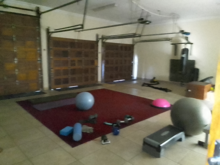 7 Bedroom Property for Sale in Mantevrede Gauteng