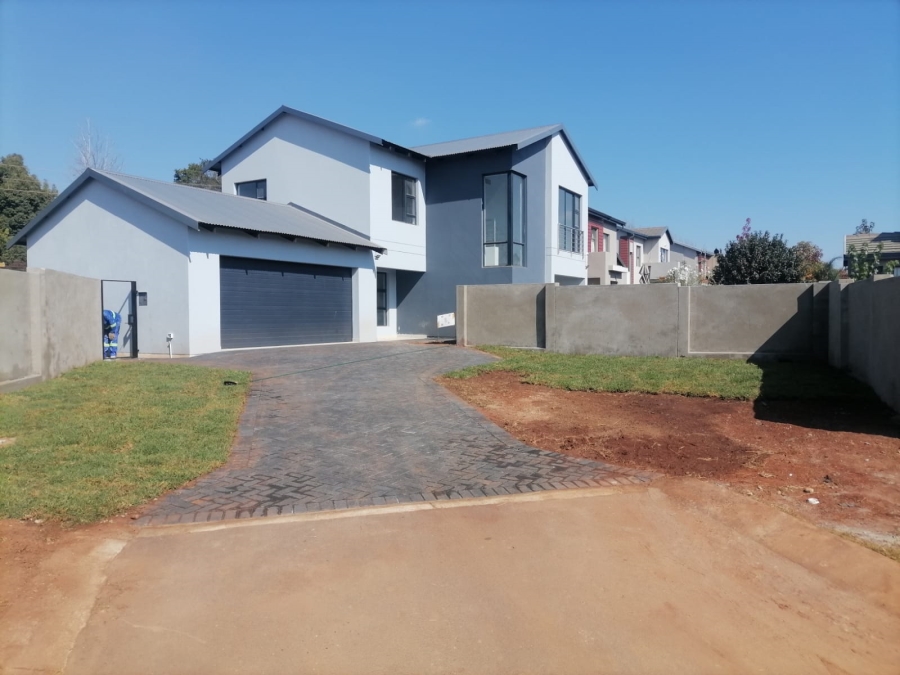 3 Bedroom Property for Sale in Raslouw Gauteng