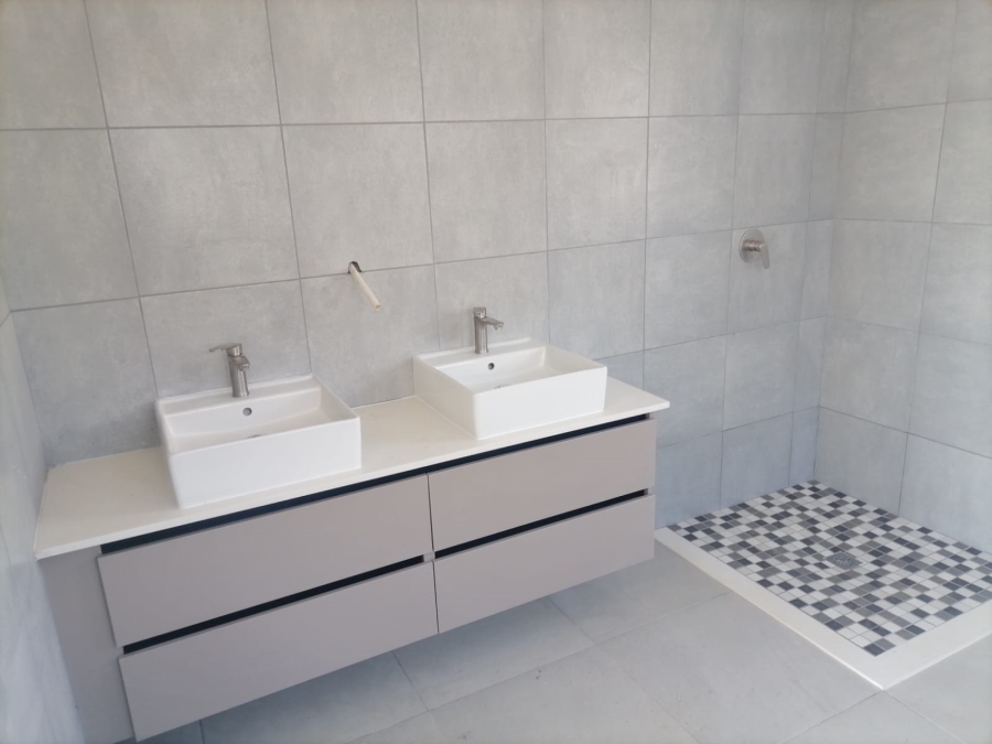 3 Bedroom Property for Sale in Raslouw Gauteng
