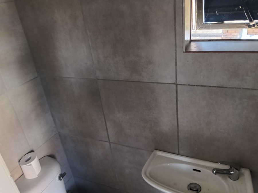 To Let 1 Bedroom Property for Rent in Impala Park Gauteng