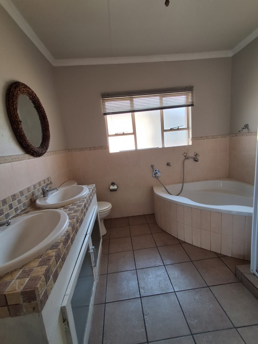 3 Bedroom Property for Sale in Risiville Gauteng