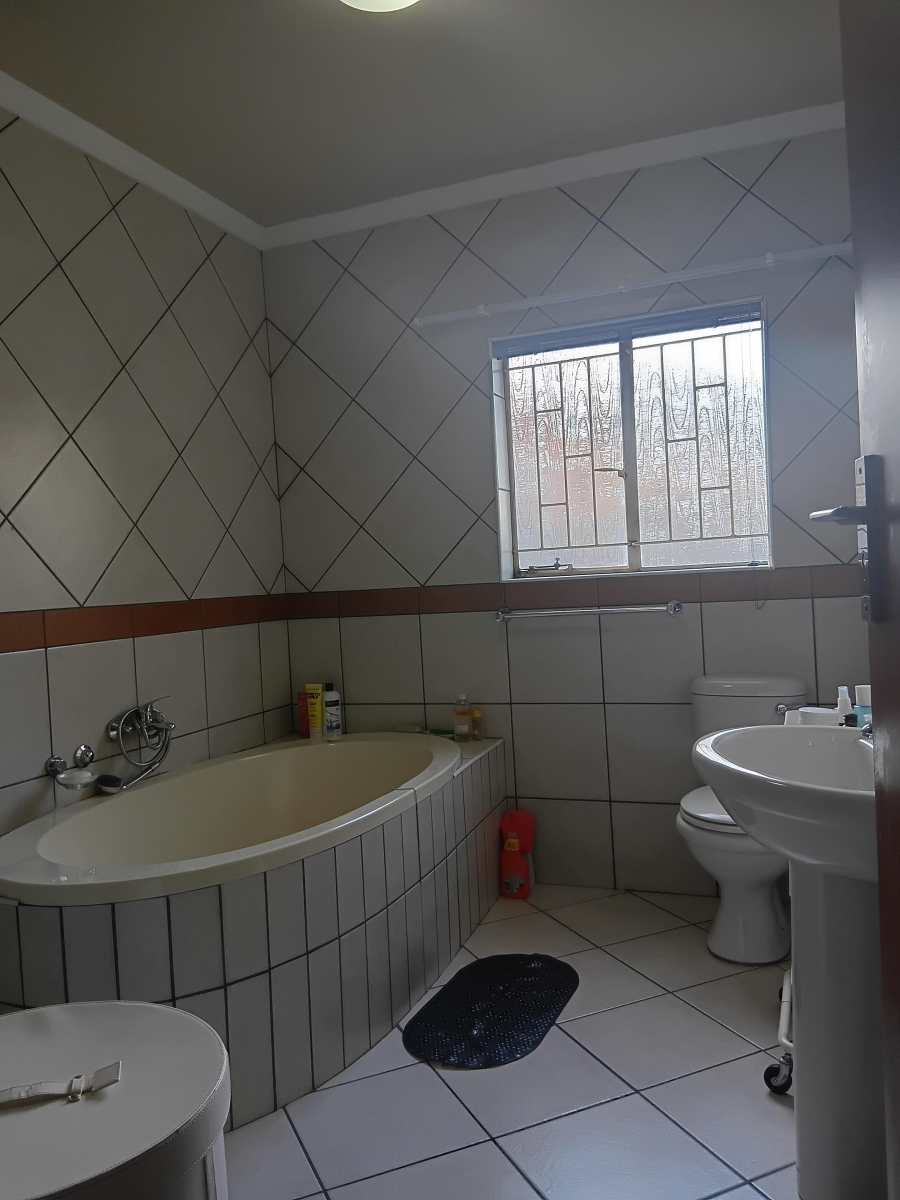 3 Bedroom Property for Sale in Fochville Gauteng