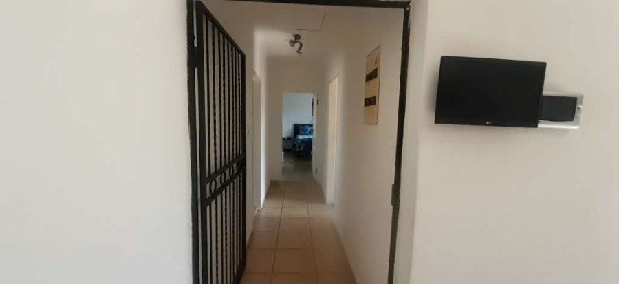 3 Bedroom Property for Sale in Birchleigh Gauteng