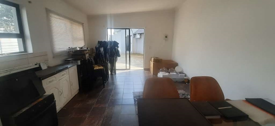 3 Bedroom Property for Sale in Birchleigh Gauteng
