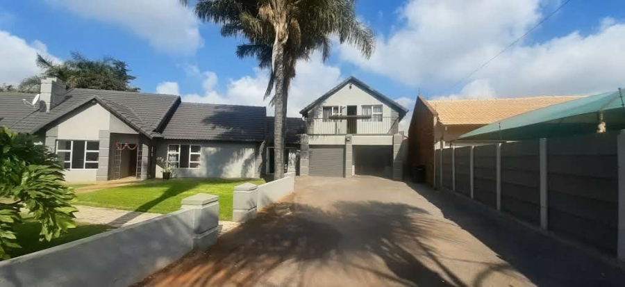 3 Bedroom Property for Sale in Birchleigh Gauteng