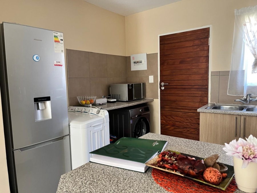 2 Bedroom Property for Sale in Monavoni Gauteng
