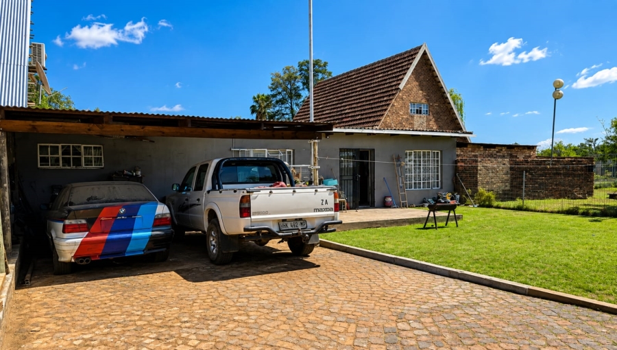 23 Bedroom Property for Sale in Lewzene Estate Gauteng