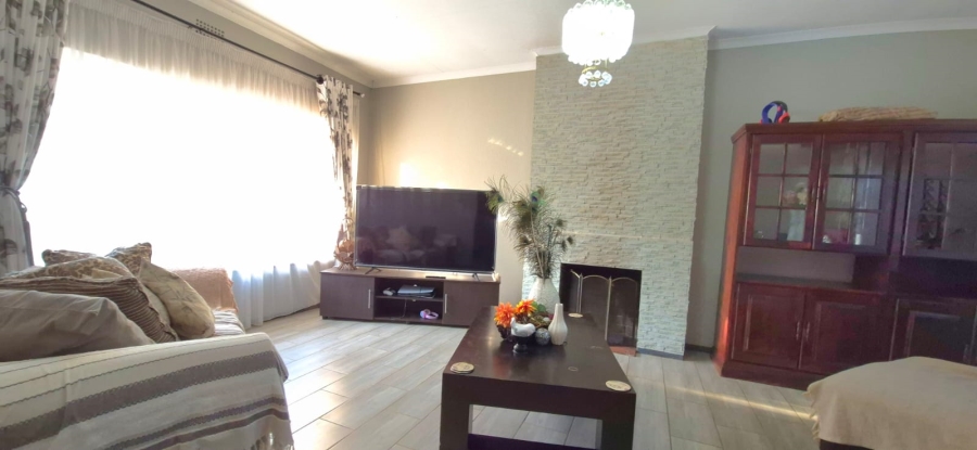 3 Bedroom Property for Sale in Edelweiss Gauteng