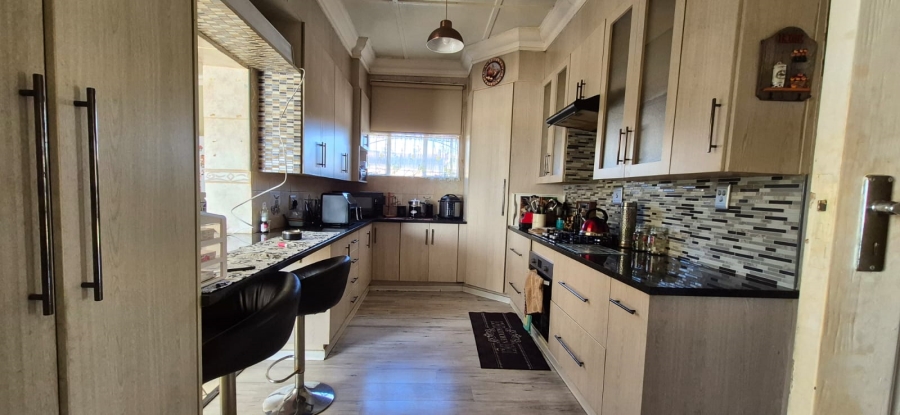3 Bedroom Property for Sale in Casseldale Gauteng