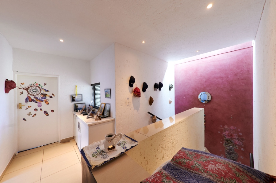 4 Bedroom Property for Sale in Halfway Gardens Gauteng