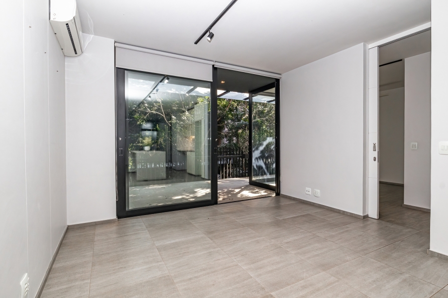 2 Bedroom Property for Sale in Brooklyn Gauteng