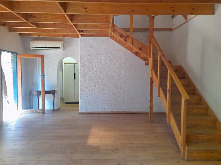 To Let 2 Bedroom Property for Rent in Bryanston Gauteng
