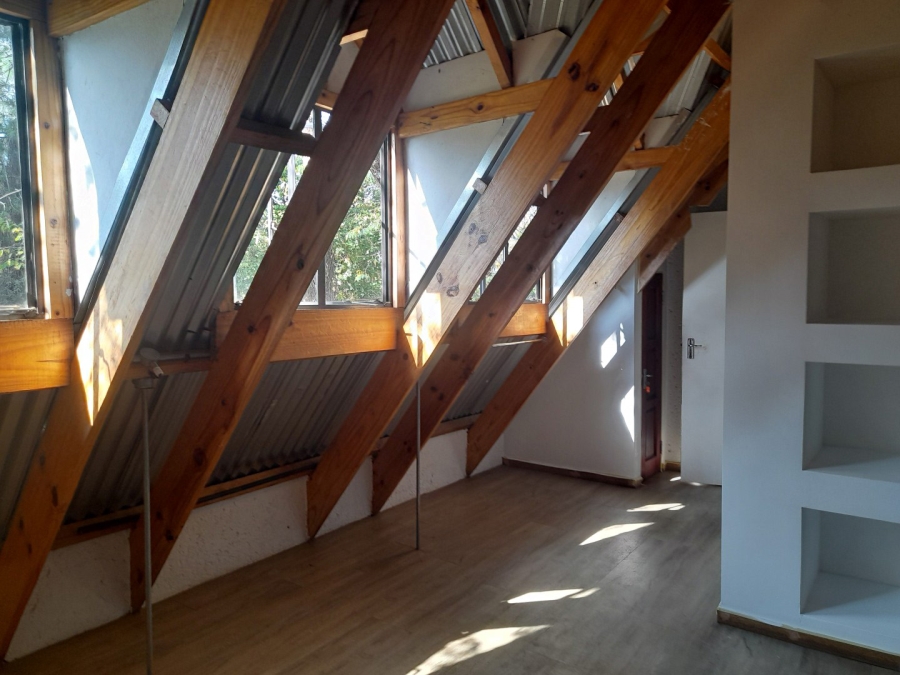 To Let 2 Bedroom Property for Rent in Bryanston Gauteng