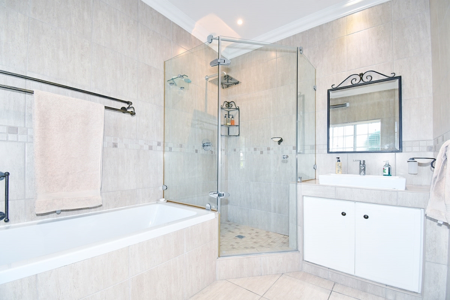 4 Bedroom Property for Sale in Rivonia Gauteng