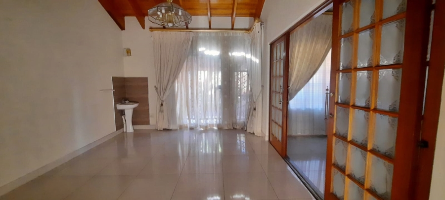 4 Bedroom Property for Sale in Laudium Gauteng