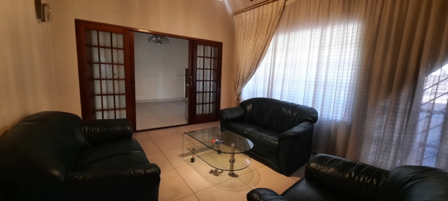 4 Bedroom Property for Sale in Laudium Gauteng