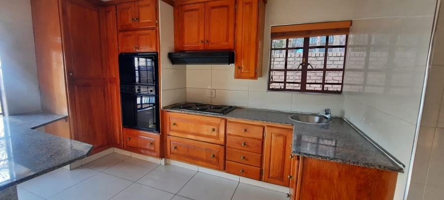 4 Bedroom Property for Sale in Laudium Gauteng