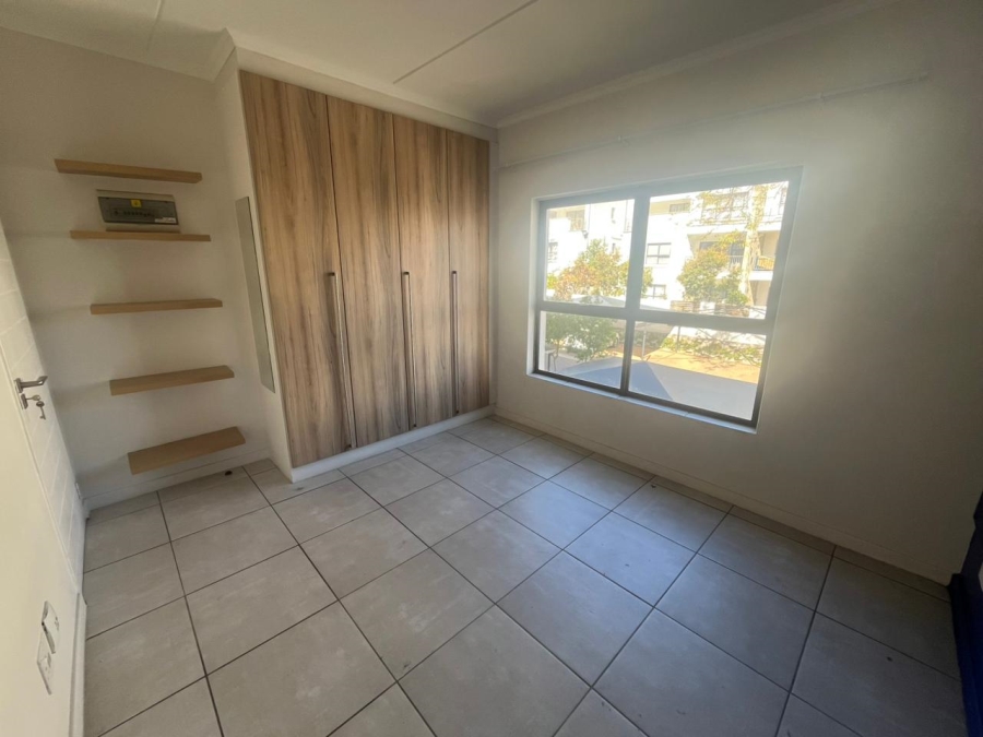 1 Bedroom Property for Sale in Crowthorne AH Gauteng