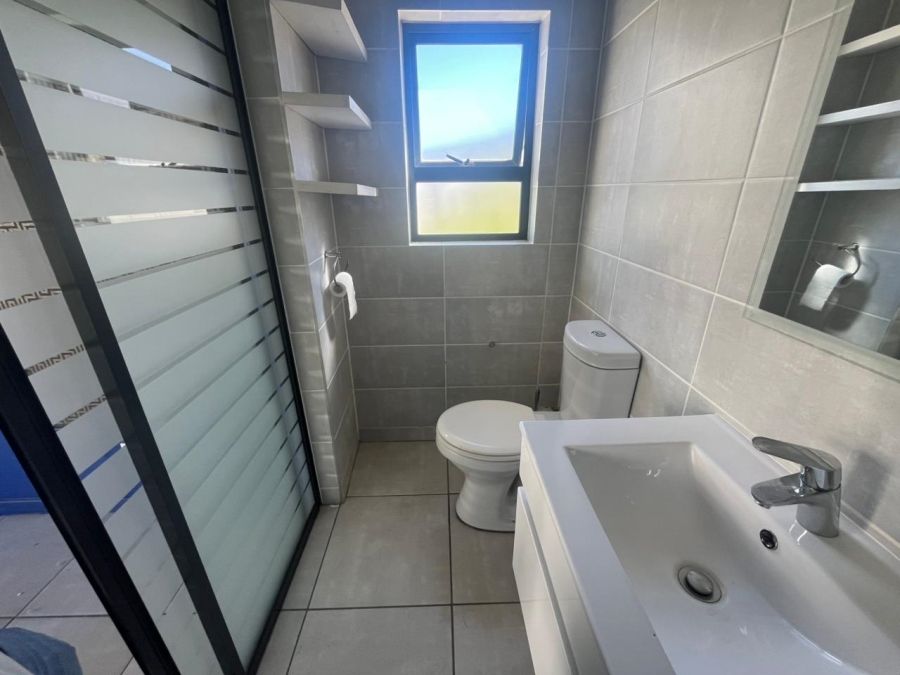 1 Bedroom Property for Sale in Crowthorne AH Gauteng