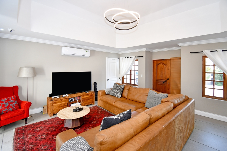 3 Bedroom Property for Sale in Willaway Gauteng