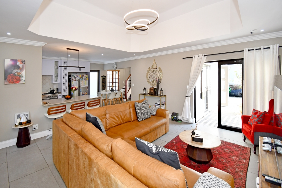 3 Bedroom Property for Sale in Willaway Gauteng