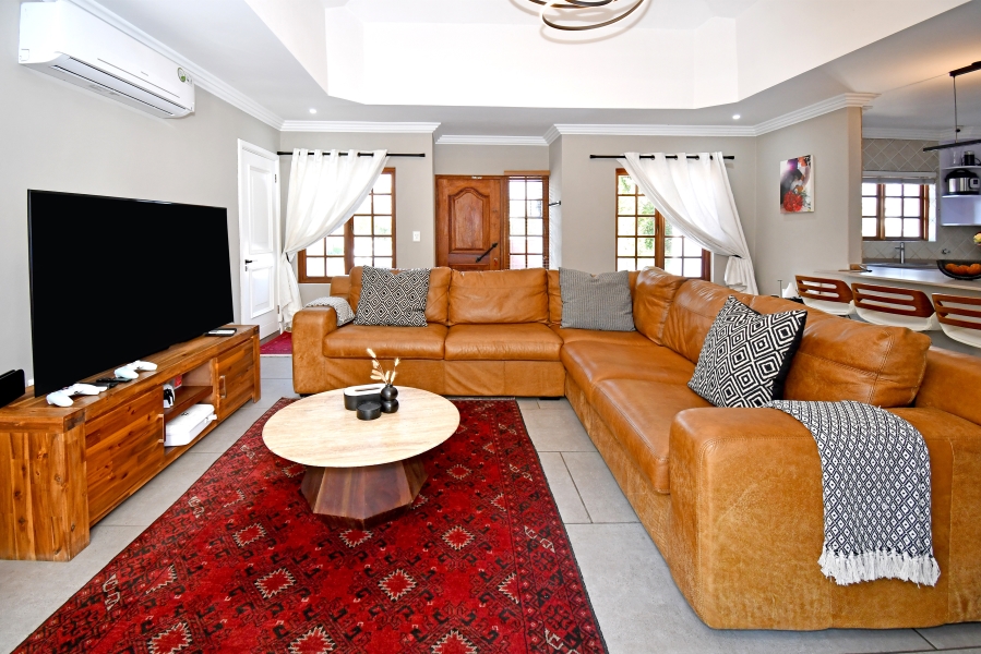 3 Bedroom Property for Sale in Willaway Gauteng