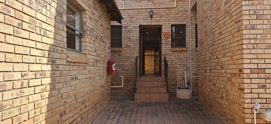 3 Bedroom Property for Sale in Chancliff Ridge Gauteng