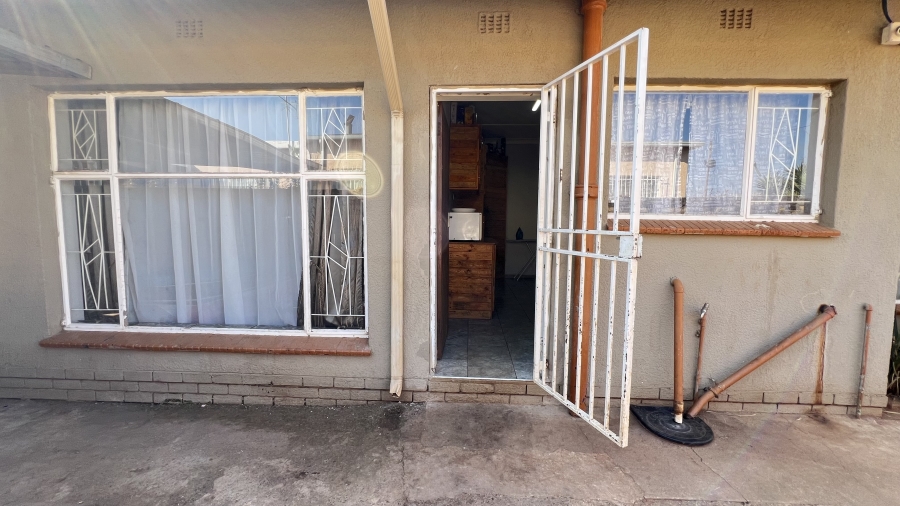 3 Bedroom Property for Sale in Randgate Gauteng