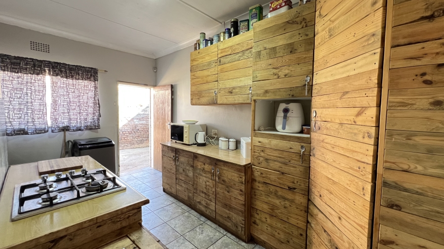 3 Bedroom Property for Sale in Randgate Gauteng