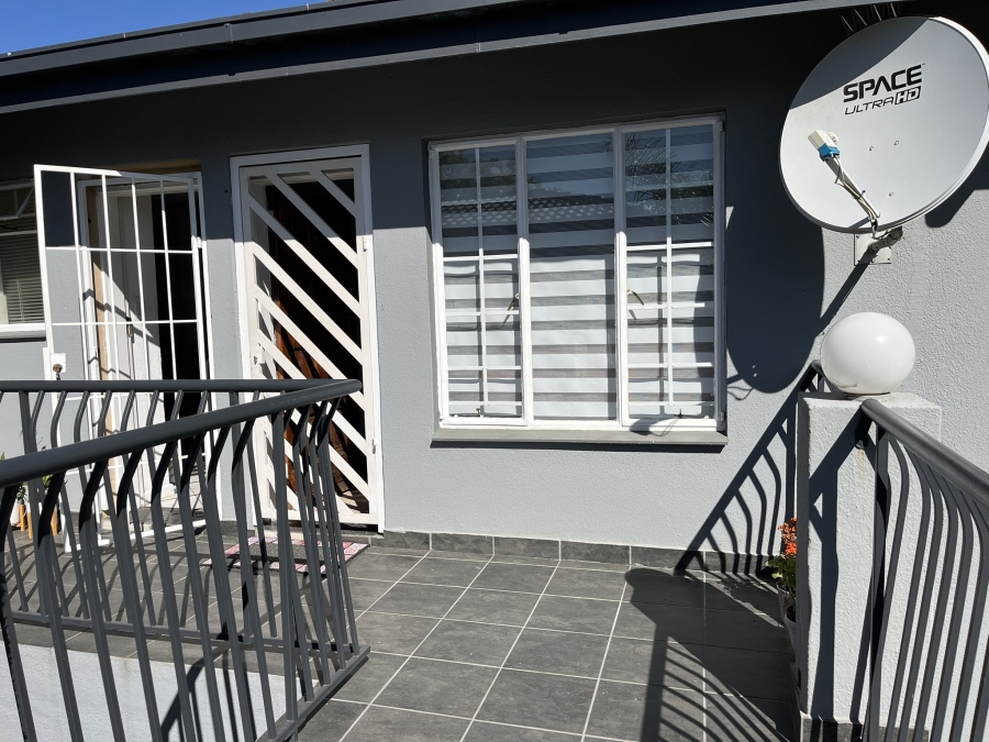 To Let 2 Bedroom Property for Rent in Boskruin Gauteng