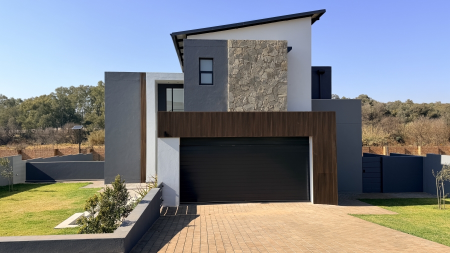 4 Bedroom Property for Sale in Fountainbrook Estate Gauteng