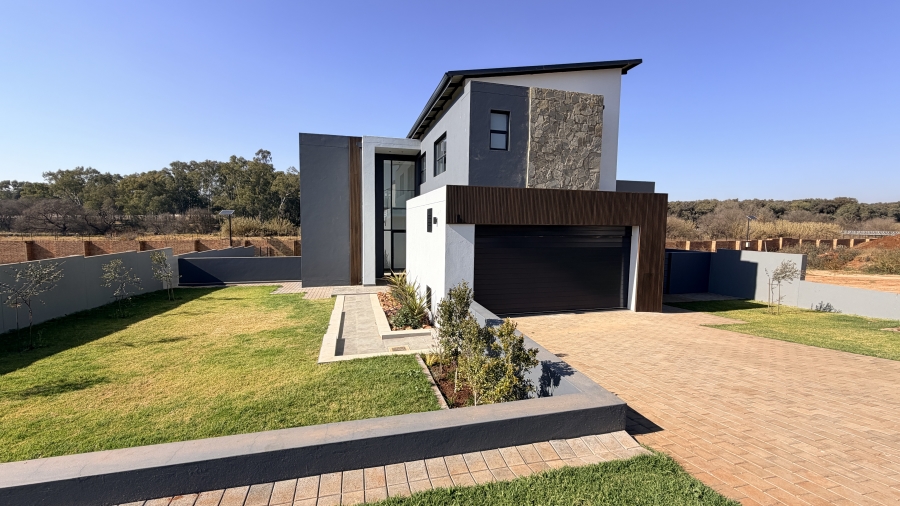 4 Bedroom Property for Sale in Fountainbrook Estate Gauteng