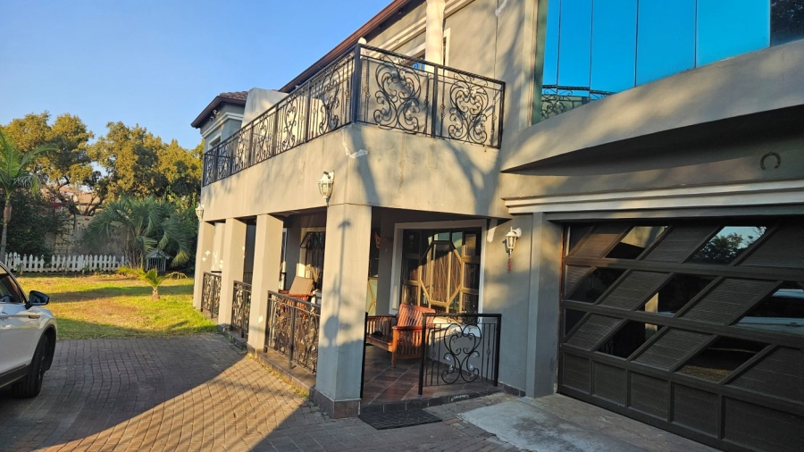 6 Bedroom Property for Sale in Vorna Valley Gauteng