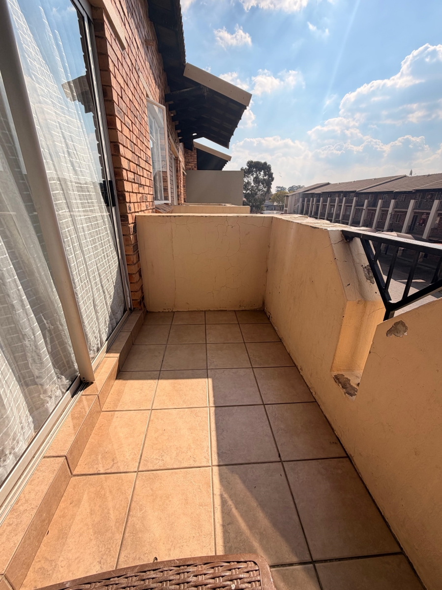 2 Bedroom Property for Sale in Comet Gauteng