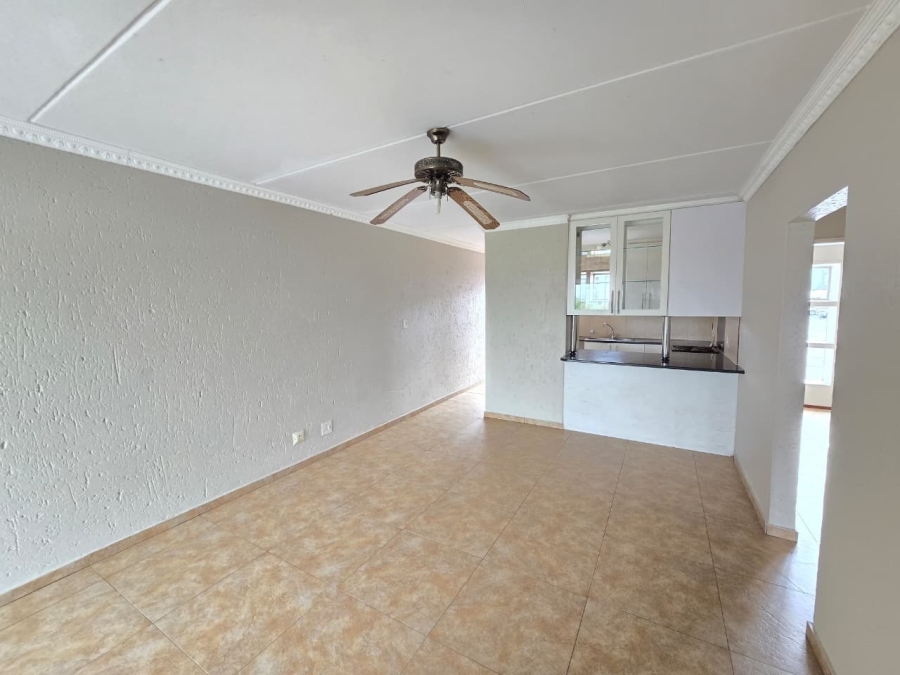 2 Bedroom Property for Sale in Mulbarton Gauteng