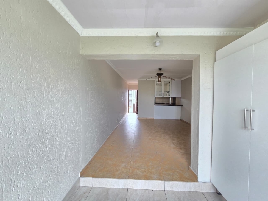 2 Bedroom Property for Sale in Mulbarton Gauteng