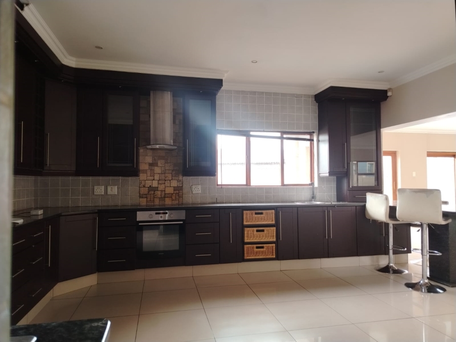 To Let 4 Bedroom Property for Rent in Parkrand Gauteng