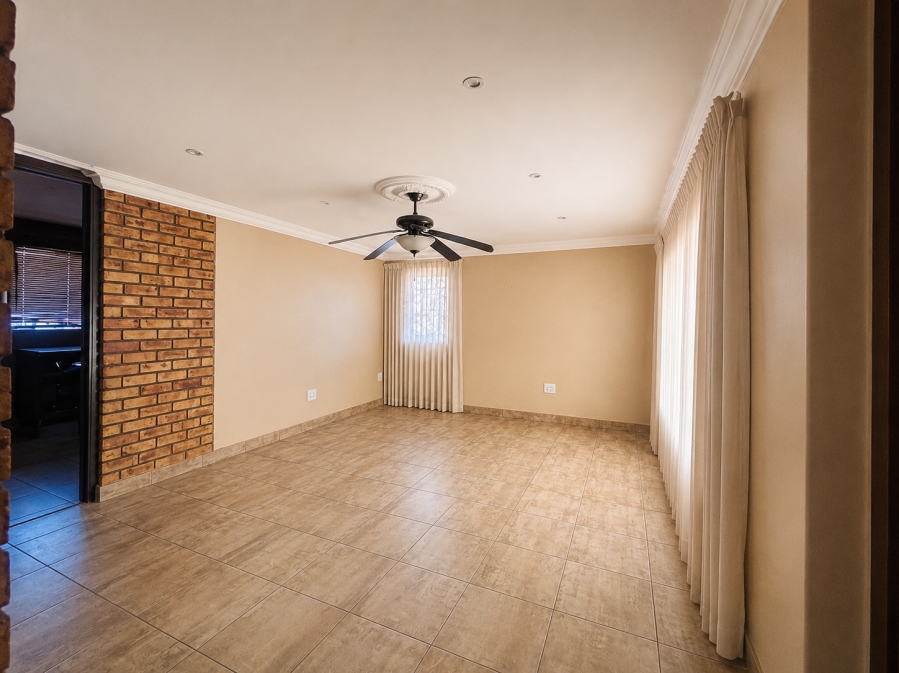 3 Bedroom Property for Sale in Sebokeng Zone 14 Gauteng