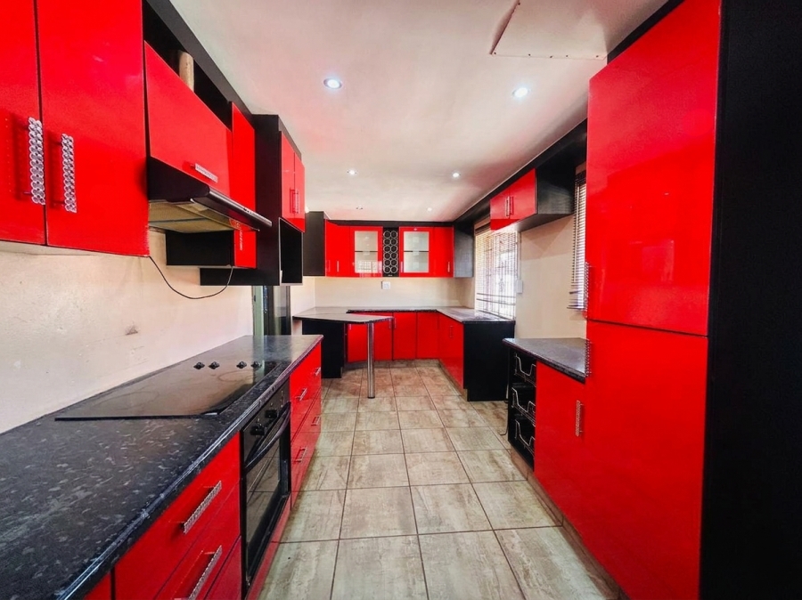 3 Bedroom Property for Sale in Sebokeng Zone 14 Gauteng