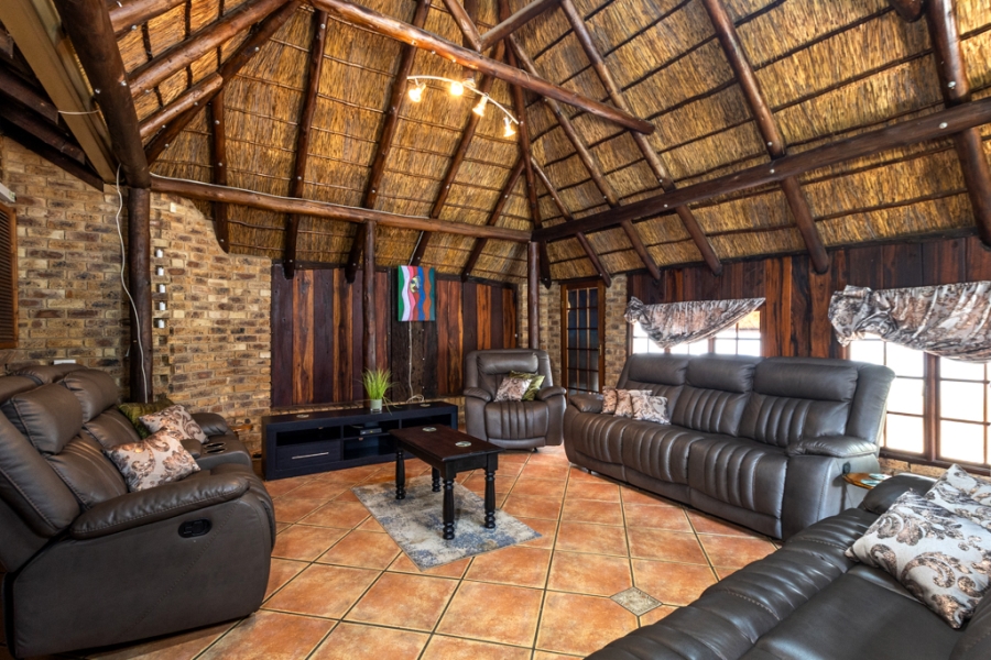 4 Bedroom Property for Sale in Dorandia Gauteng